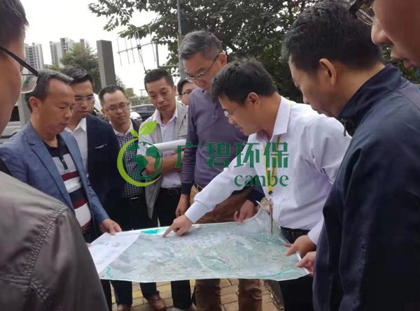 大良街道、順控環(huán)保水務(wù)等領(lǐng)導(dǎo)到金陡涌黑臭水體治理現(xiàn)場(chǎng)視察工作(圖1)